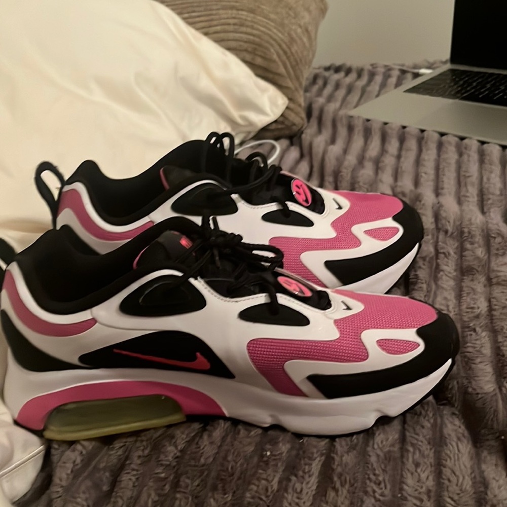 nike sneakers